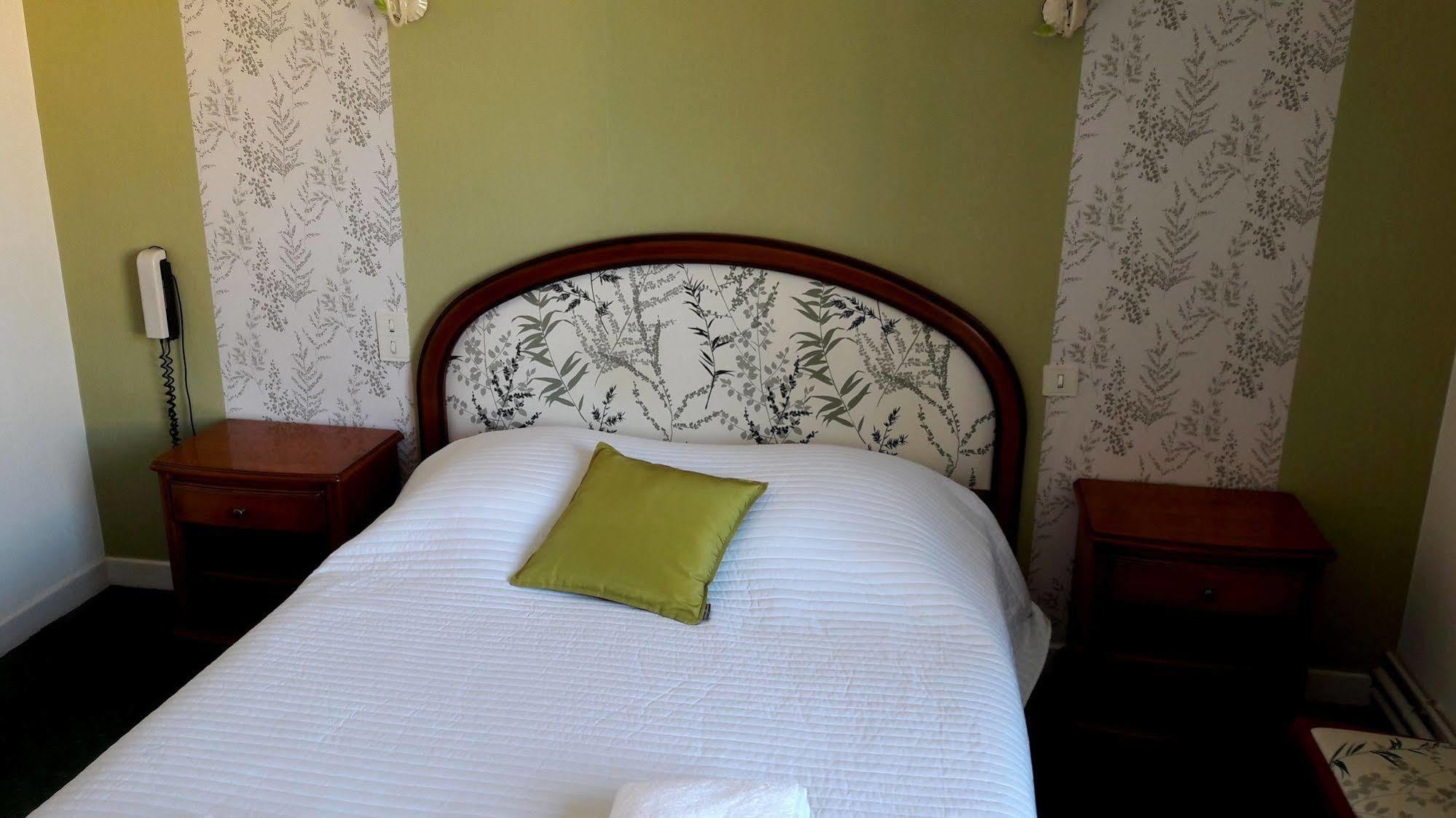 Logis Au Puits Enchante Saint-Martin-en-Bresse Kültér fotó