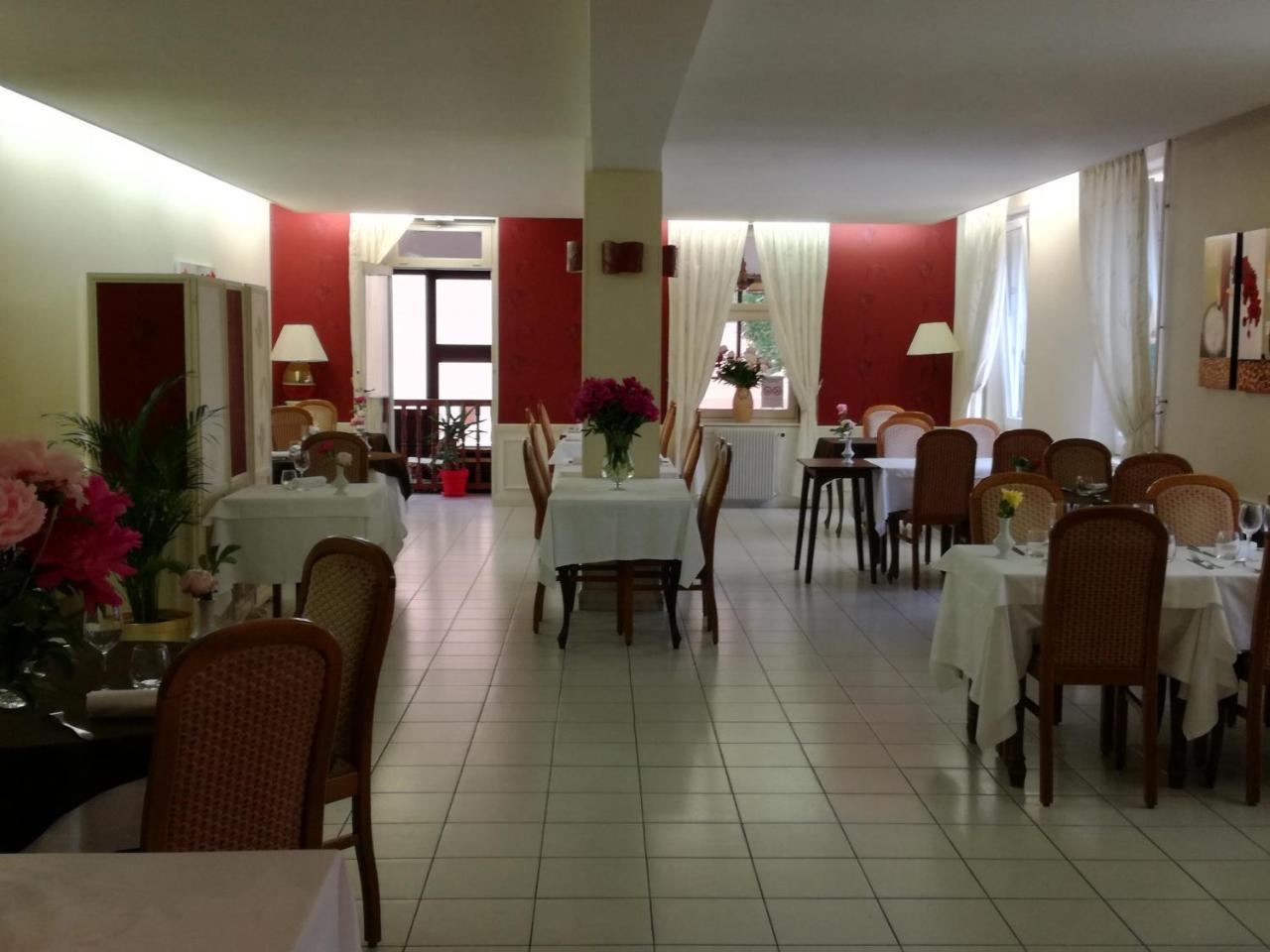 Logis Au Puits Enchante Saint-Martin-en-Bresse Kültér fotó